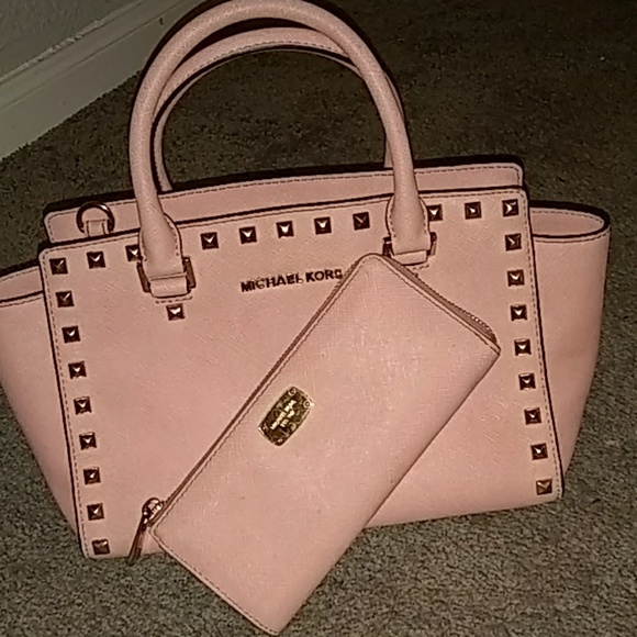 Michael Kors Handbags - Michael kors pink purse and matching wallet